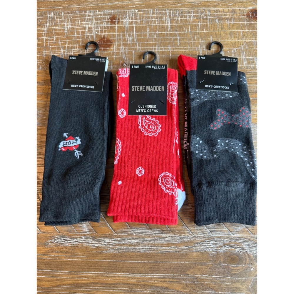 NWT‎ Steve Madden Mens Crew Socks LOT Paisley Tattoo Heart Black Red Grey 6-12.5